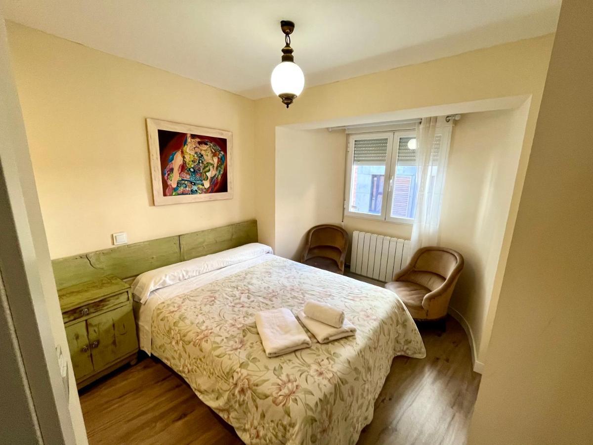 Atuaire Home Vivienda En Perfecta Ubicacion Al Lado De La Catedral De Burgo Extérieur photo