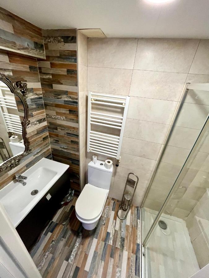 Atuaire Home Vivienda En Perfecta Ubicacion Al Lado De La Catedral De Burgo Extérieur photo